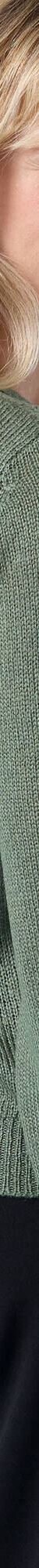 Pull col rond Spécial Petites, maille pointelle (kaki clair) Pull col rond Spécial Petites, maille pointelle (kaki clair)